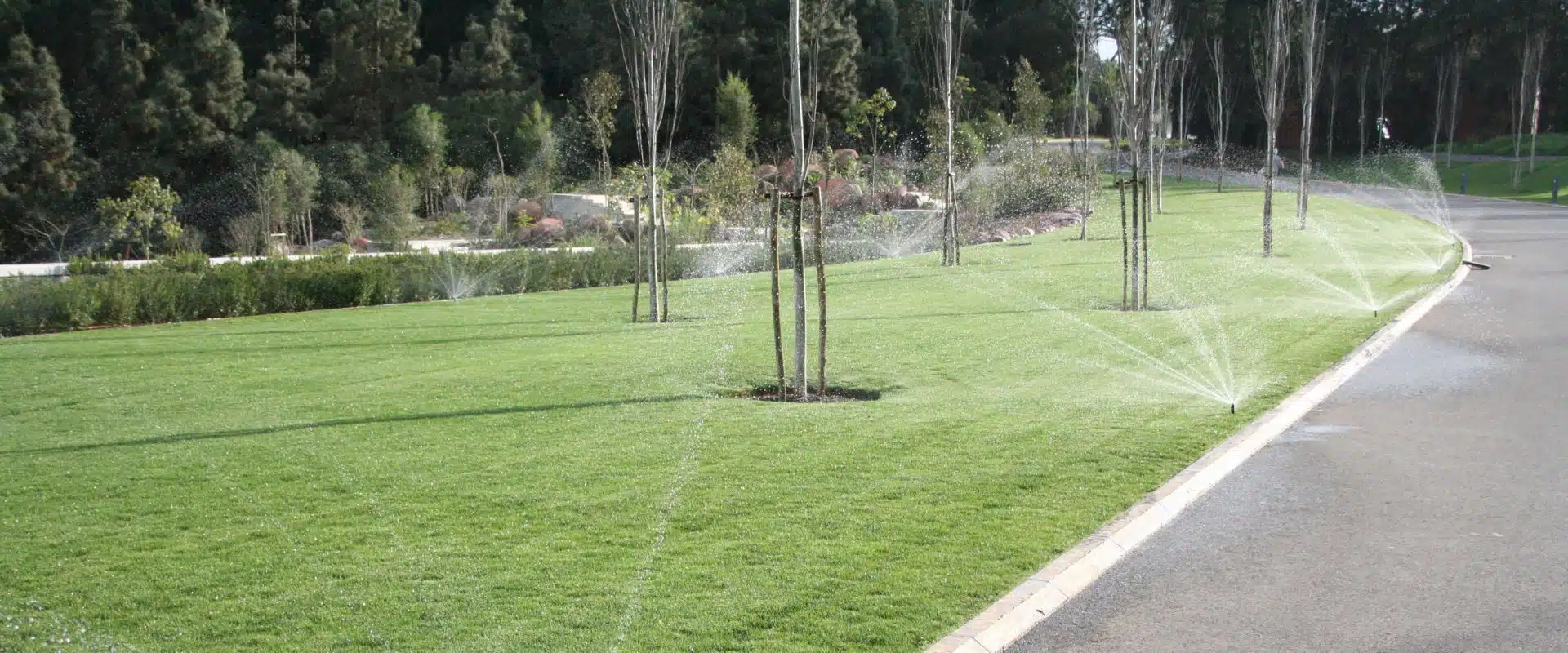 Arrosage automatique d’espace public par Aquamag au Maroc et en Afrique Aquamag est spécialisé en systèmes d'arrosage automatique d'espace public, goutte-à-goutte à Casablanca, Marrakech, Agadir, Tanger... Au Maroc